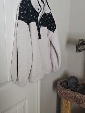 LOFT Cream Sherpa Pullover with Black Patterned Yoke